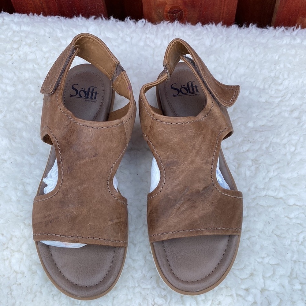 Soft Leather Sandal Size 8.5